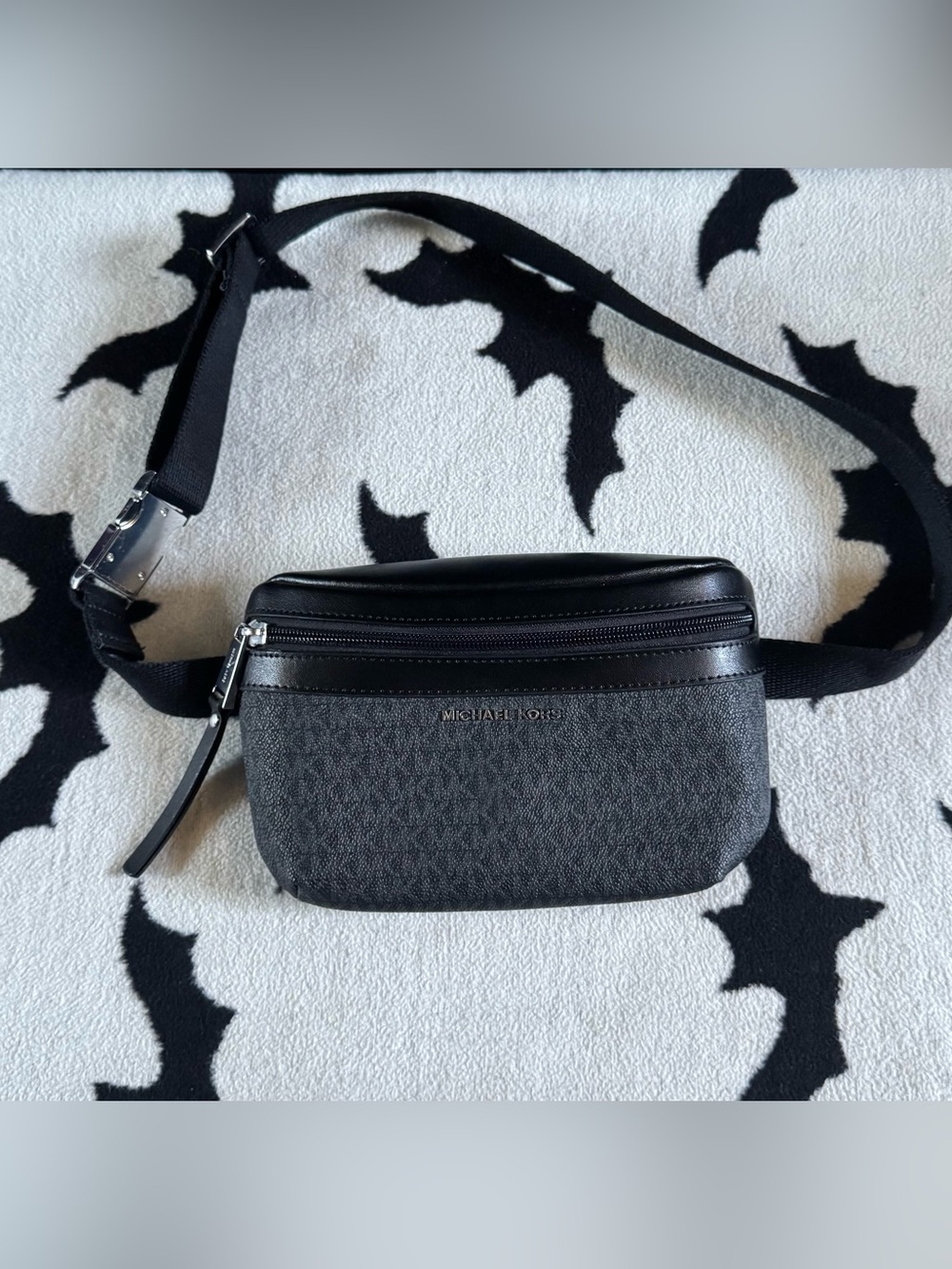 MICHAEL Michael Kors Logo Fanny Pack Logo in Black & Gray Print